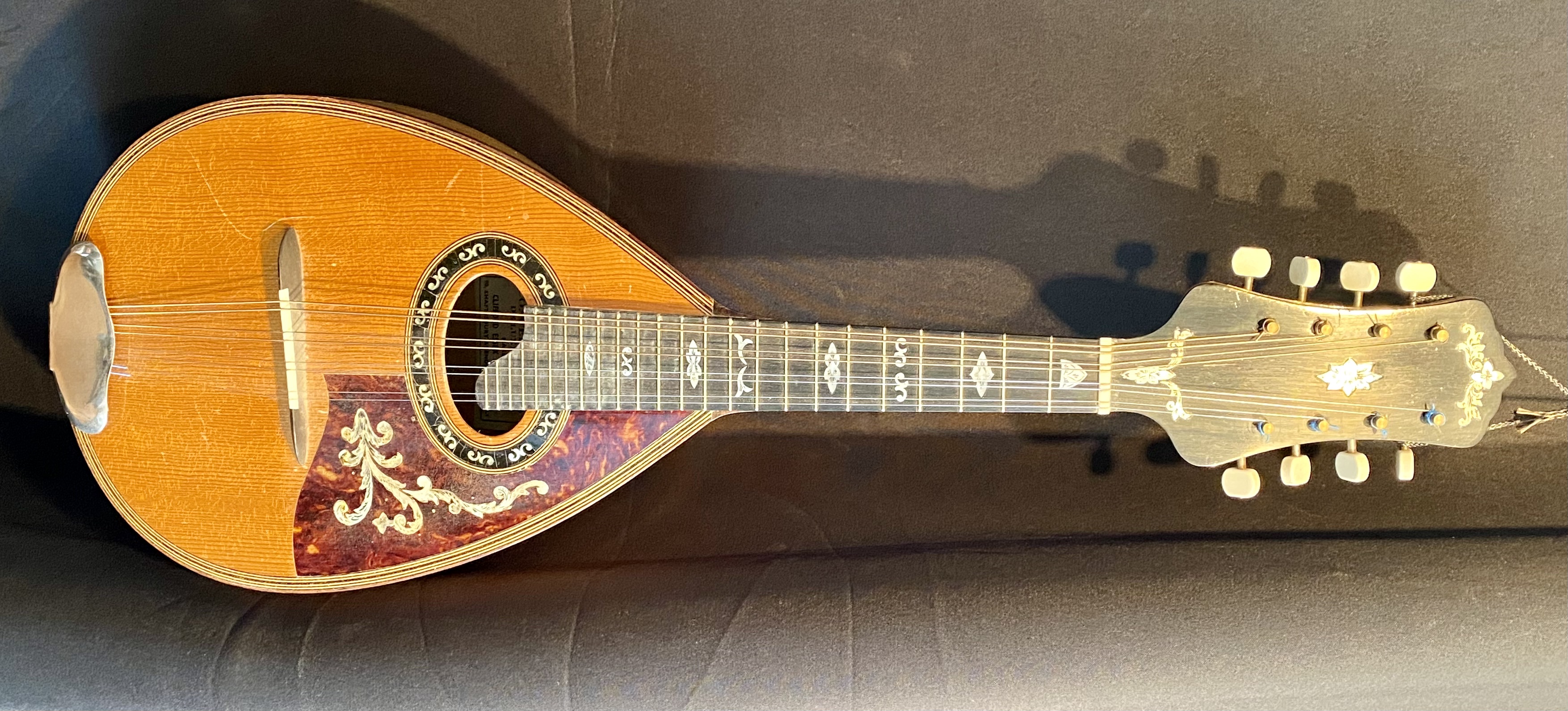 Clifford Essex Mandolin